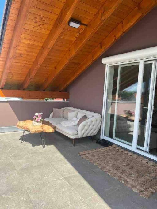 Ferienwohnung Falke Meckenbeuren Exterior foto